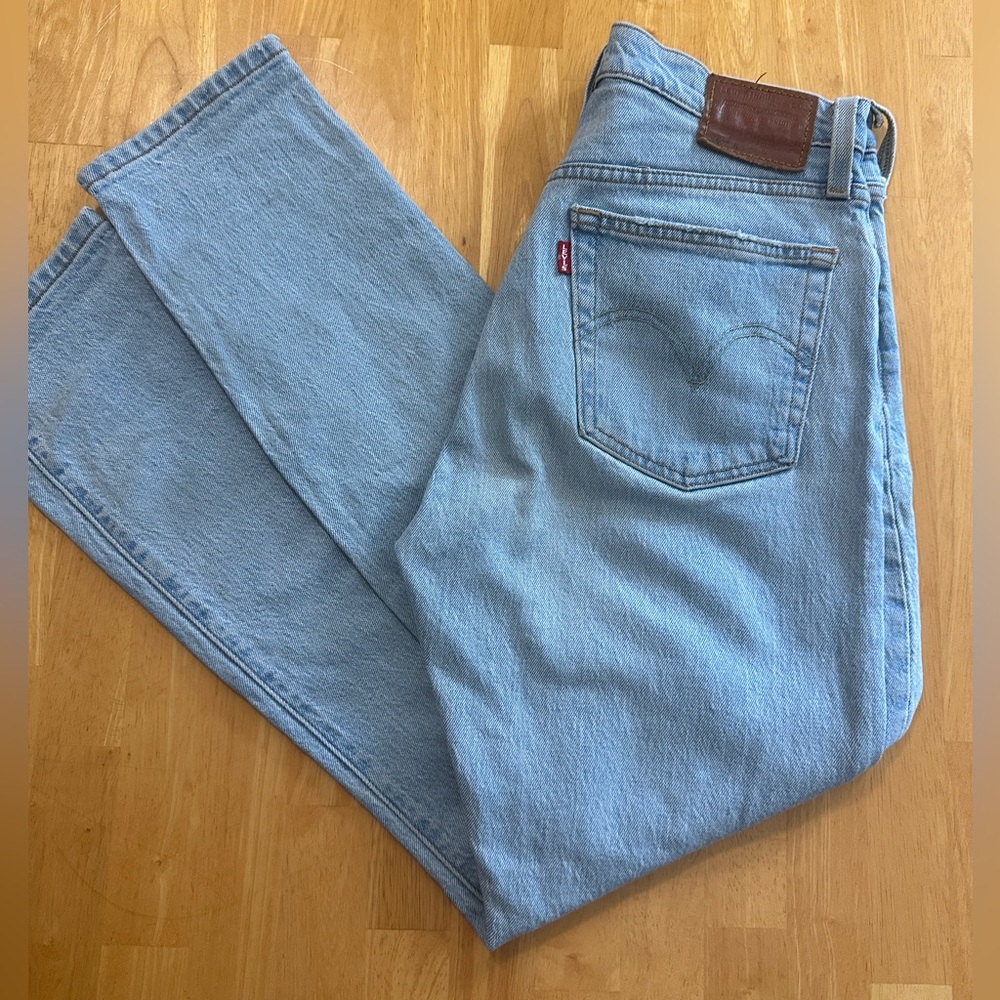 Vintage Levi’s Big E distressed 501 jeans. Size 26 x 28. See measurements.  ❣️